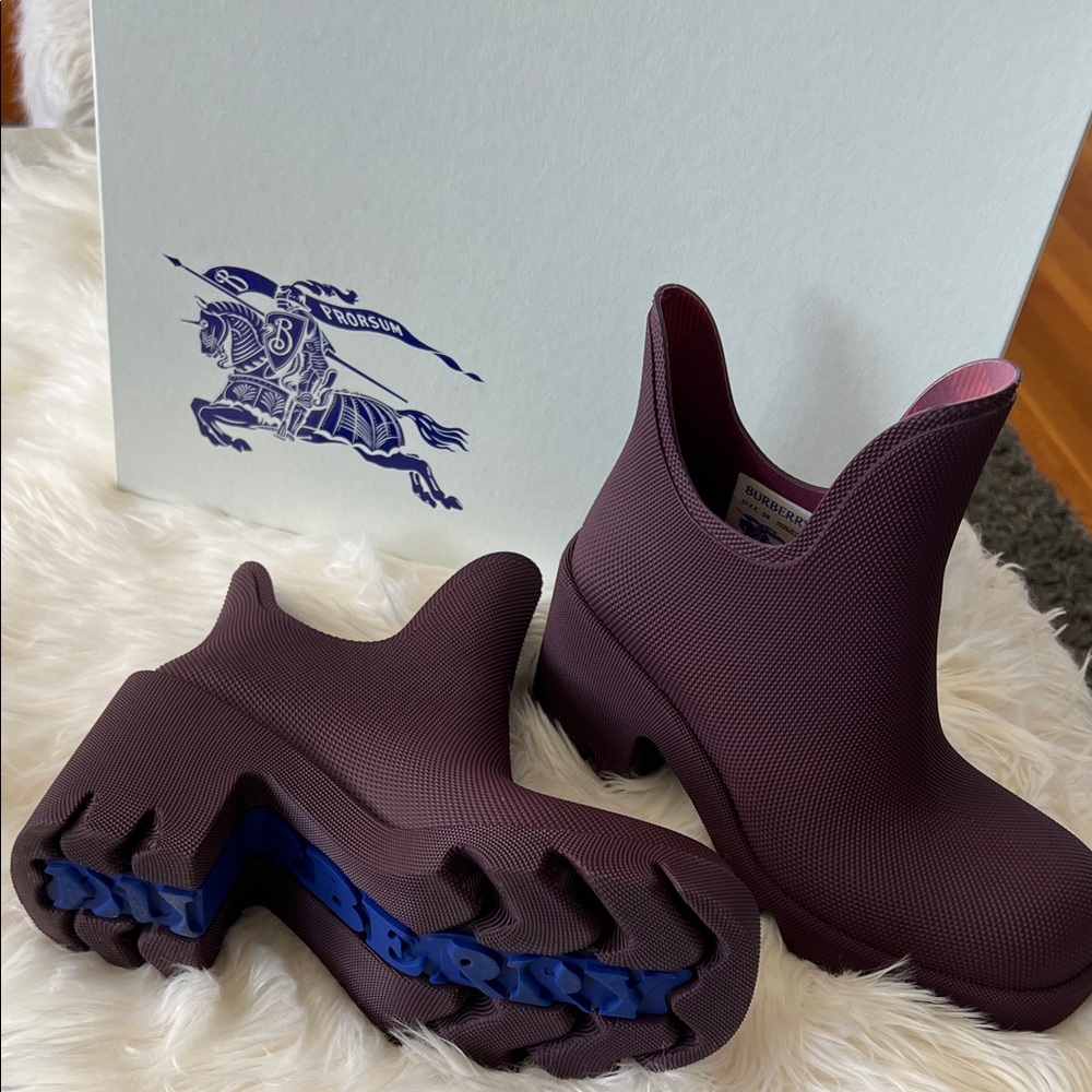 Burberry Women's Dark Purple Heeled Boots